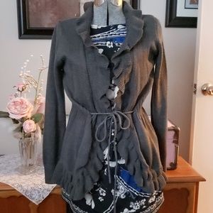 Adorable gray sweater